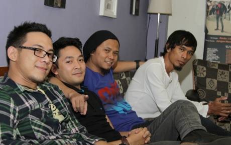 Album Instrumental Eks Peterpan Awalnya Dianggap Lelucon