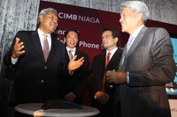 Layanan Preferred Phone Banking 500800, yaitu layanan phone banking khusus untuk nasabah Preferred dan Private Banking CIMB Niaga yang semakin melengkapi keragaman jalur distribusi elektronik (electronic channels) CIMB Niaga yang telah ada sebelumnya. (dok Bank Niaga)