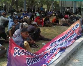 Pabrik Semen Gresik di Tuban Kembali Didemo Warga
