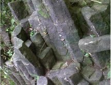 Ini Jejak Bebatuan yang Ditemukan di Gunung Padang Majenang Ini Jejak Bebatuan yang Ditemukan di Gunung Padang Majenang