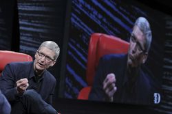 Tim Cook Akan Buat Siri Semakin Cerdas