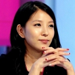 Jadi Orang Ketiga di SM Entertainment, BoA Terbebani