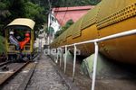 Kereta Lori PLTA Kracak yang Bikin Deg-degan