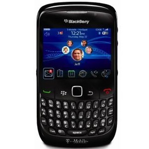 XL Gelar Aksi Tukar Ponsel 2G dengan BlackBerry 3G