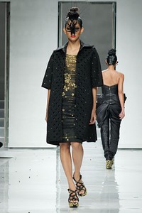 Didi Budiardjo Couture 2012 Claire de Lune at Grand Ballroom Hotel Mulia. Senayan. Jakarta. [Foto: Mohammad Abduh/Wolipop]