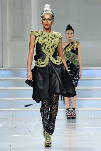 Didi Budiardjo Couture 2012 Claire de Lune at Grand Ballroom Hotel Mulia. Senayan. Jakarta. [Foto: Mohammad Abduh/Wolipop]