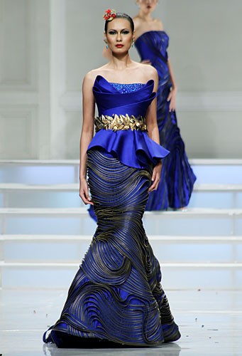 Didi Budiardjo Couture 2012 Claire de Lune at Grand Ballroom Hotel Mulia. Senayan. Jakarta. [Foto: Mohammad Abduh/Wolipop]