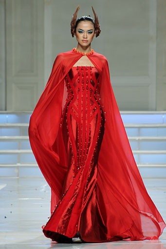 Didi Budiardjo Couture 2012 Claire de Lune at Grand Ballroom Hotel Mulia. Senayan. Jakarta. [Foto: Mohammad Abduh/Wolipop]