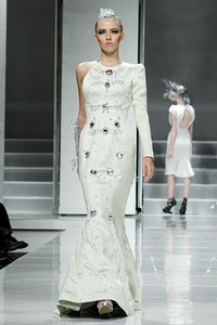Didi Budiardjo Couture 2012 Claire de Lune at Grand Ballroom Hotel Mulia. Senayan. Jakarta. [Foto: Mohammad Abduh/Wolipop]