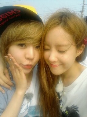 Hyomin T-ara Rayakan Ultah Bareng Sunny SNSD