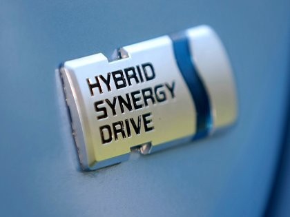 Mobil Hybrid Toyota Minimal Harganya Rp 200 Juta