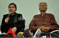 Selain mundur dari DPR, Tere juga mundur dari keanggotaan di Partai Demokrat. Ramses/detikcom.
