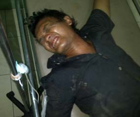 Mabuk di Tengah Jalan, Warga Sidoarjo Dihajar Oknum TNI