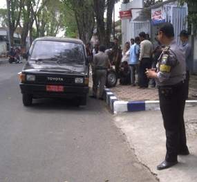 Ban Mobil Bocor, Uang Gaji Pegawai Dispenda Amblas