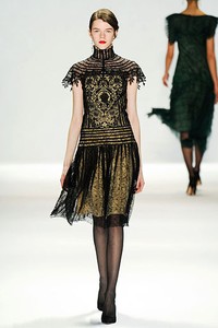 Tadashi Shoji, Fall/Winter 2012. New York Fashion Week 2012. [dok. Tadashi Shoji]