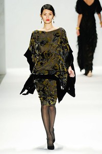 Tadashi Shoji, Fall/Winter 2012. New York Fashion Week 2012. [dok. Tadashi Shoji]