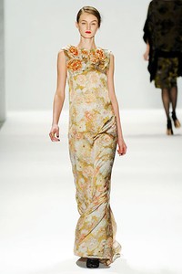 Tadashi Shoji, Fall/Winter 2012. New York Fashion Week 2012. [dok. Tadashi Shoji]
