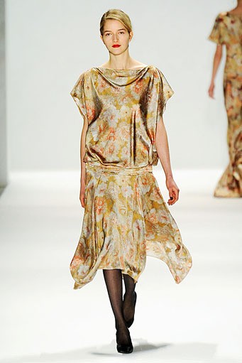 Tadashi Shoji, Fall/Winter 2012. New York Fashion Week 2012. [dok. Tadashi Shoji]