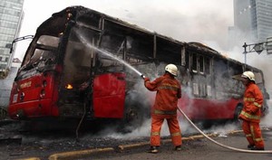 Bus TransJ yang Terbakar Berbahan Solar, Bukan Gas