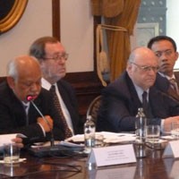 Wamenlu Schmidt: Dialog Lintas Agama Terobosan Baru Diplomasi