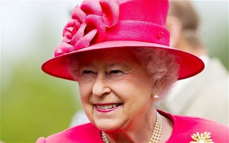 Ratusan Ribu Warga Rakyat Inggris Rayakan 60 Tahun Bertahtanya Ratu Elizabeth