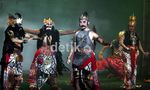 Menikmati Serunya Pertarungan Gatotkaca Kembar