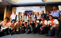 Tim pendaki gunung Seven Summits Expedition Indonesia, kembali ke tanah air, Jumat (01/06), setelah berhasil menaklukan puncak gunung Everest (8.848 mdpl).