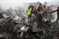Pesawat Dana Air Boeing MD83 akan terbang dari Abuja ke Lagos. Penyebab jatuhnya pesawat Dana Air Boeing MD83 masih belum jelas. REUTERS/Akintunde Akinleye.