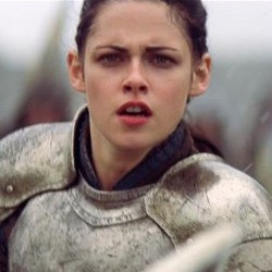 Tayang Perdana, Snow White and the Huntsman Rajai Box Office