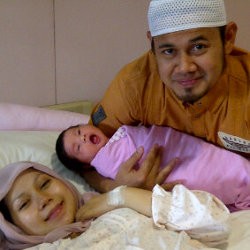 Demi Azzahra, Ustad Guntur Siap Begadang