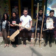 Festival Kaulinan Budak & Layangan Digelar di Dago Pojok