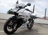 Secara kasatmata desain-nya kini lebih mirip Ninja 250R, dan terlihat lebih futuristik. M Luthfi Andika/detikOto.