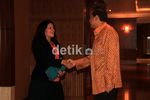 Chairul Tanjung Bertemu Adik Obama