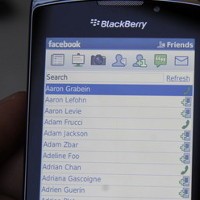 Facebook Siap Beli Produsen BlackBerry?