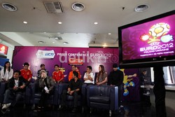 RCTI sebagai pemegang lisensi Media Right Euro 2012 menyiarkan langsung perhelatan sepak bola terbesar di Eropa tersebut.