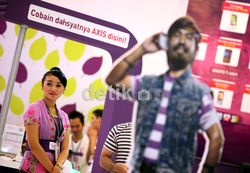 Penggila Selular Serbu Internasional Cellular Show 2012