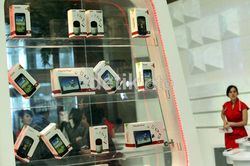 Penggila Selular Serbu Internasional Cellular Show 2012