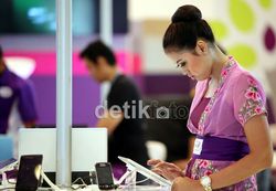 Penggila Selular Serbu Internasional Cellular Show 2012