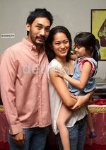 Bintang Film Laura dan Marsha Gelar Syukuran