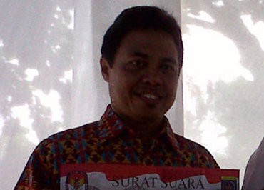 Sehari Tanpa Mobil di Depok, Nur Mahmudi Siap Ngantor Naik Motor