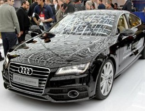 Koneksi Internet Super Cepat di Mobil Audi
