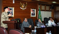 Gubernur Nusa Tenggara Barat Muhammad Zainul Majdi menyampaikan sambutan pada acara peresmian bandara Lombok sebagai embarkasi haji. (Kemenag)
