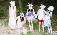 Di single terbaru mereka yang akan rilis 10 Juni Electric Shock, f(x) tampil bertopeng hewan. (SM Entertaiment)
