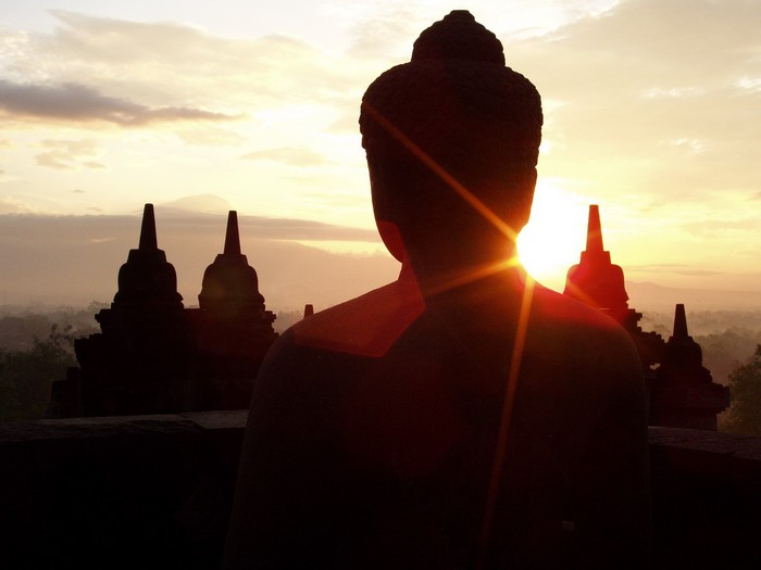 Wow! Meriahkan Visit Jateng 2013, Borobudur Akan Dilenyapkan