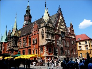 Sebelum Nonton Piala Eropa, Jalan-jalan Dulu di Wroclaw