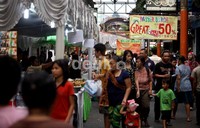 Festival Passer Baroe kembali digelar di Pasar Baru, Jakarta Pusat. Ratusan pengunjung pun mulai memadati acara festival Passer Baroe.