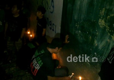 Bonek Peringati 7 Hari Kematian Purwo