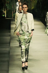 Biyan Wanaatmadja FOLIAGE at Grand Ballroom Hotel Mulia. Jakarta. [Foto: Mohammad Abduh/Wolipop]