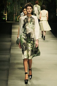 Biyan Wanaatmadja FOLIAGE at Grand Ballroom Hotel Mulia. Jakarta. [Foto: Mohammad Abduh/Wolipop]