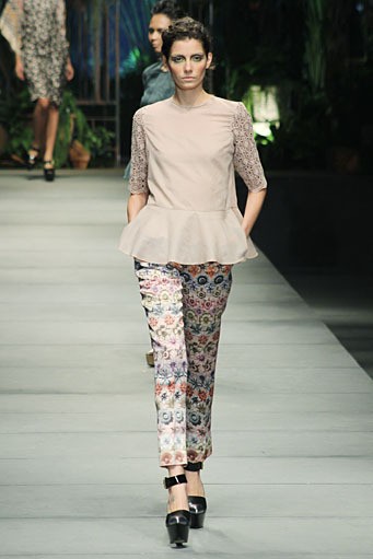 Biyan Wanaatmadja FOLIAGE at Grand Ballroom Hotel Mulia. Jakarta. [Foto: Mohammad Abduh/Wolipop]